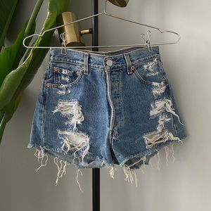 LEVI STAUSS & CO Jean Shorts